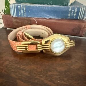 Vintage 🐍 Judith Leiber Peach Snakeskin Waist Statement Belt w/ Mother of Pearl